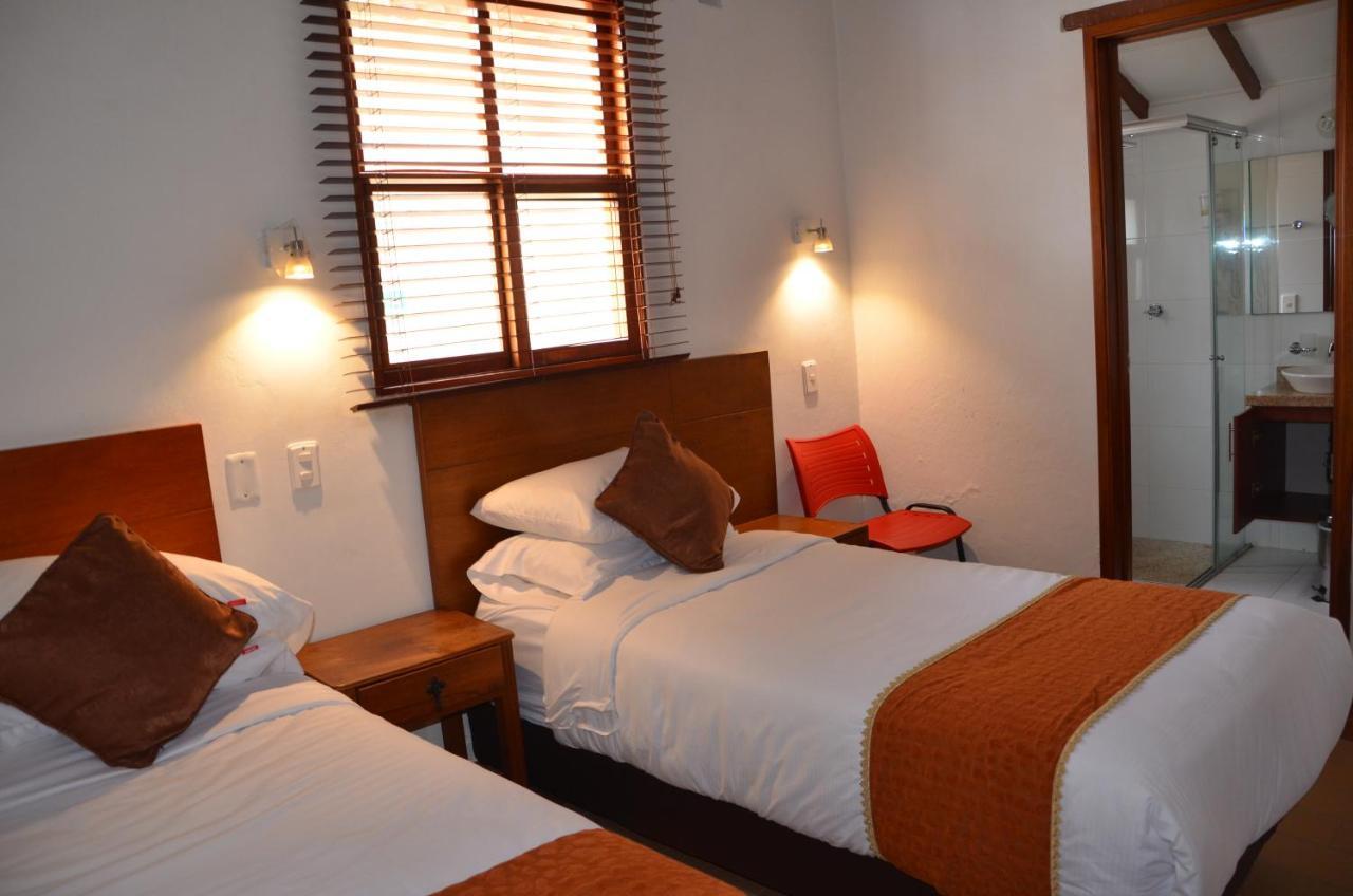 Santiago Diaz Piedrahita Hotel *