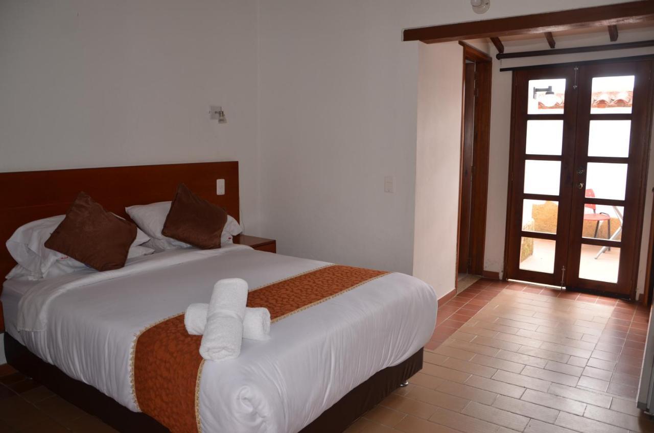 Santiago Diaz Piedrahita * Villa de Leyva